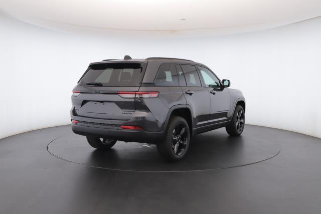 new 2025 Jeep Grand Cherokee car