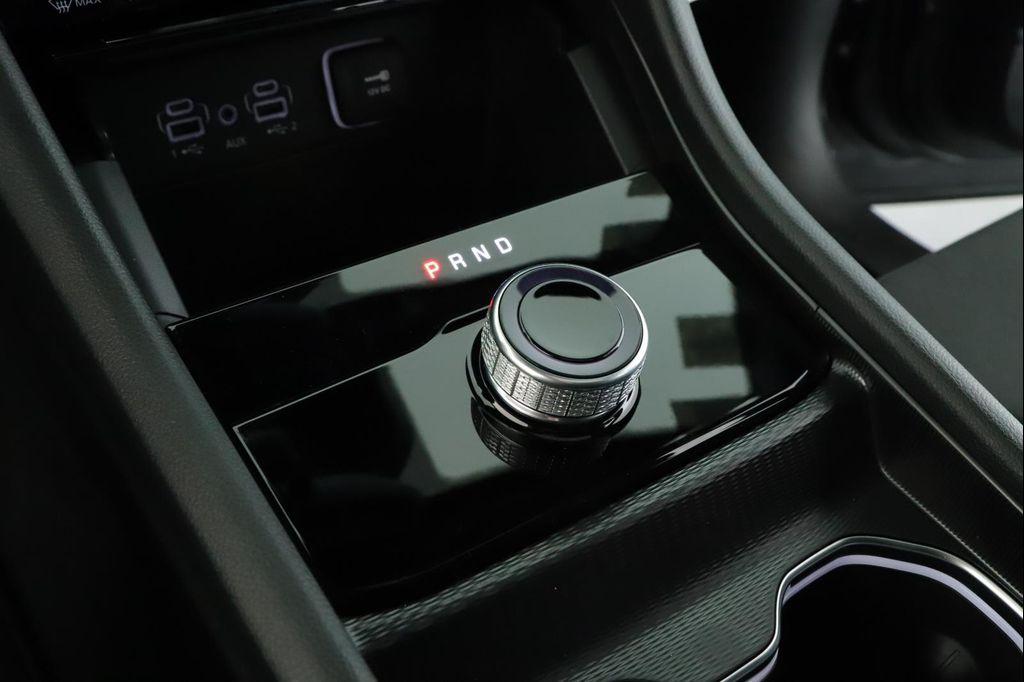 new 2025 Jeep Grand Cherokee car