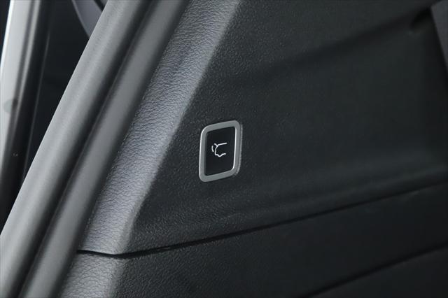 used 2022 Chrysler Pacifica Hybrid car, priced at $32,900