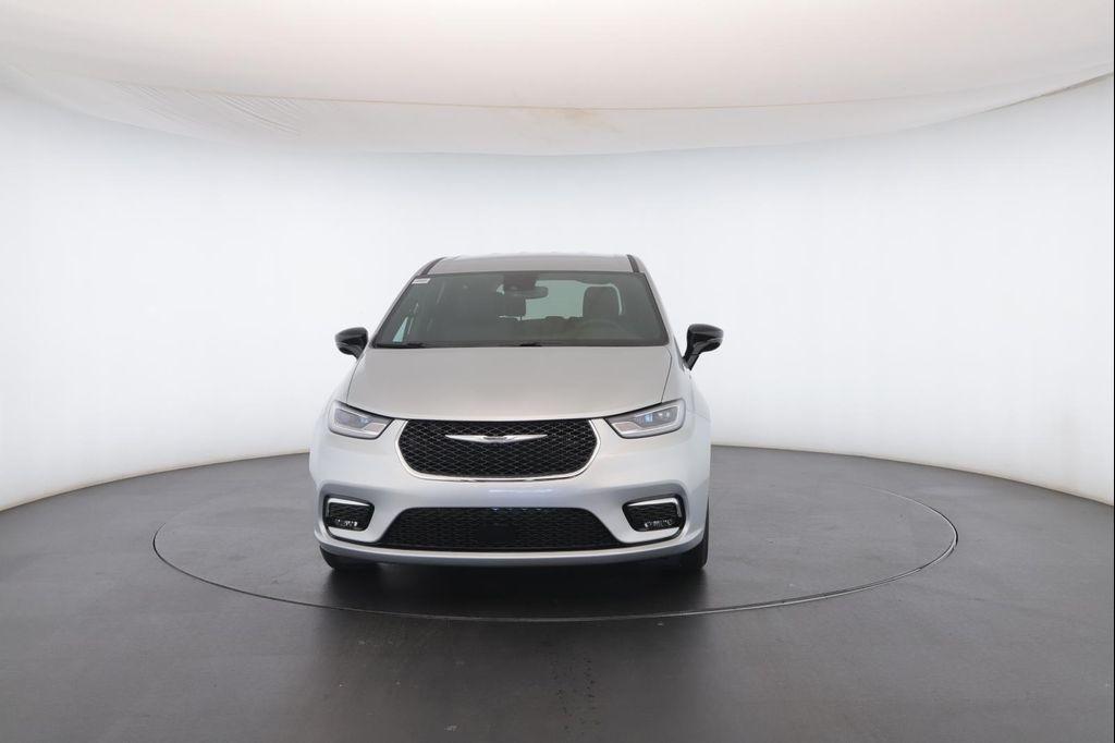 new 2026 Chrysler Pacifica car