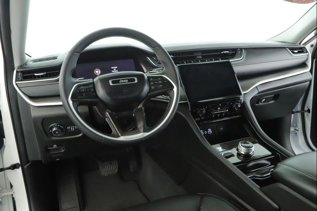 used 2023 Jeep Grand Cherokee car, priced at $35,900