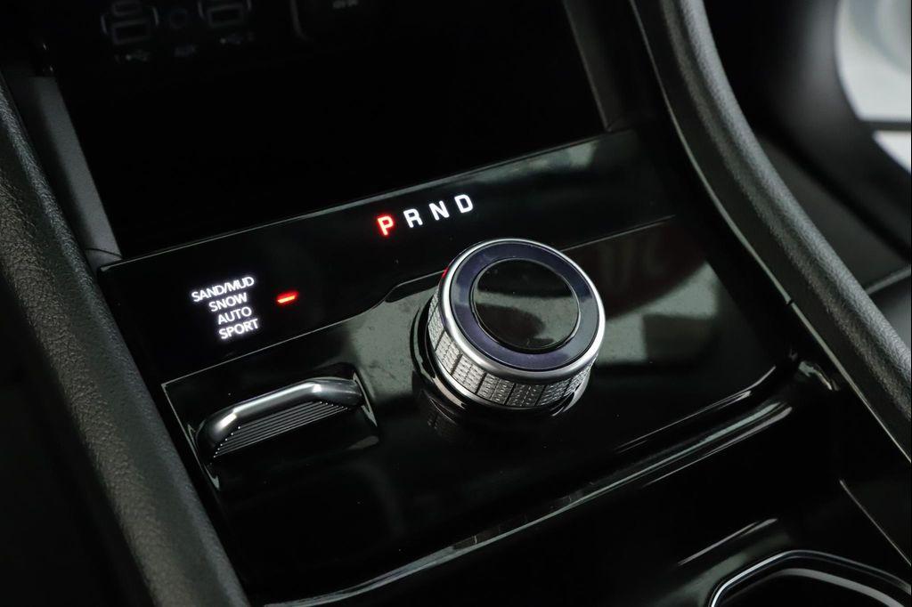 used 2023 Jeep Grand Cherokee car, priced at $35,900