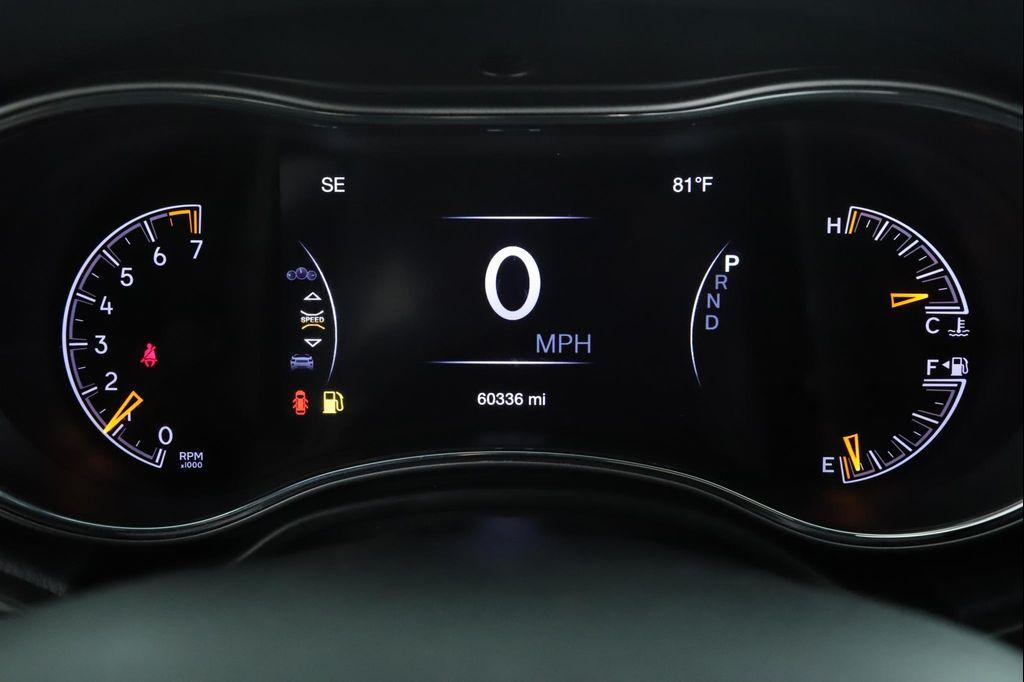 used 2022 Jeep Grand Cherokee car, priced at $27,900