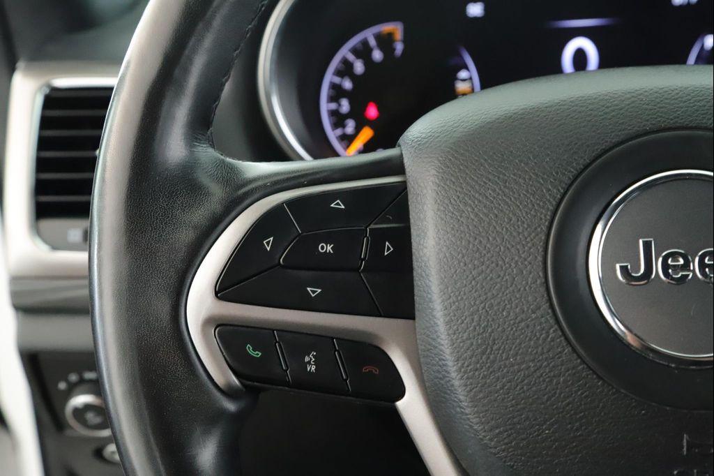 used 2022 Jeep Grand Cherokee car, priced at $27,900