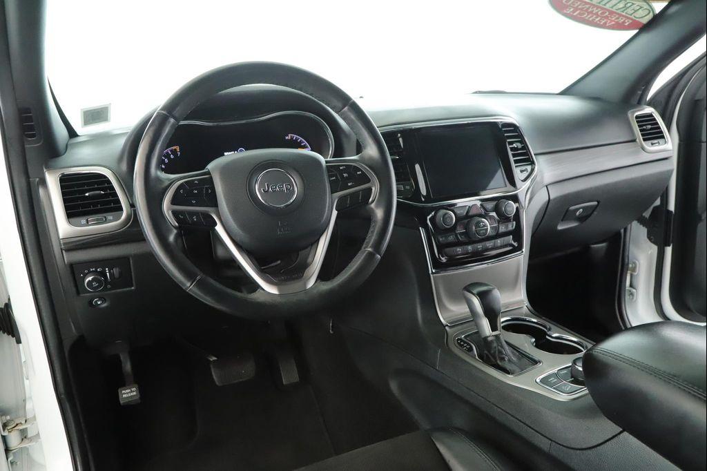 used 2022 Jeep Grand Cherokee car, priced at $27,900