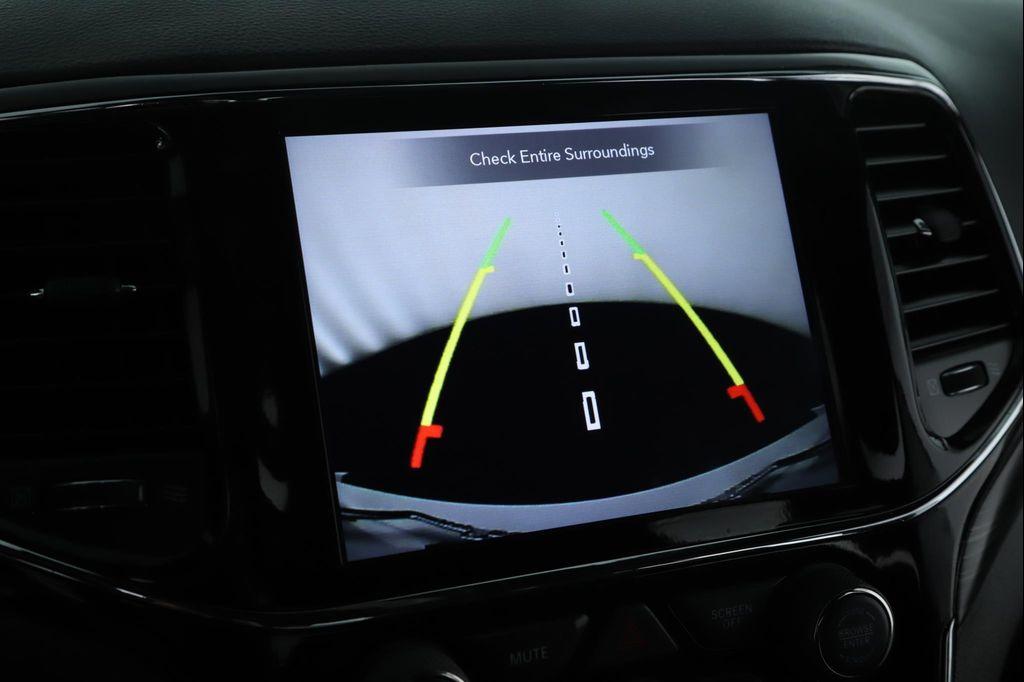 used 2022 Jeep Grand Cherokee car, priced at $27,900