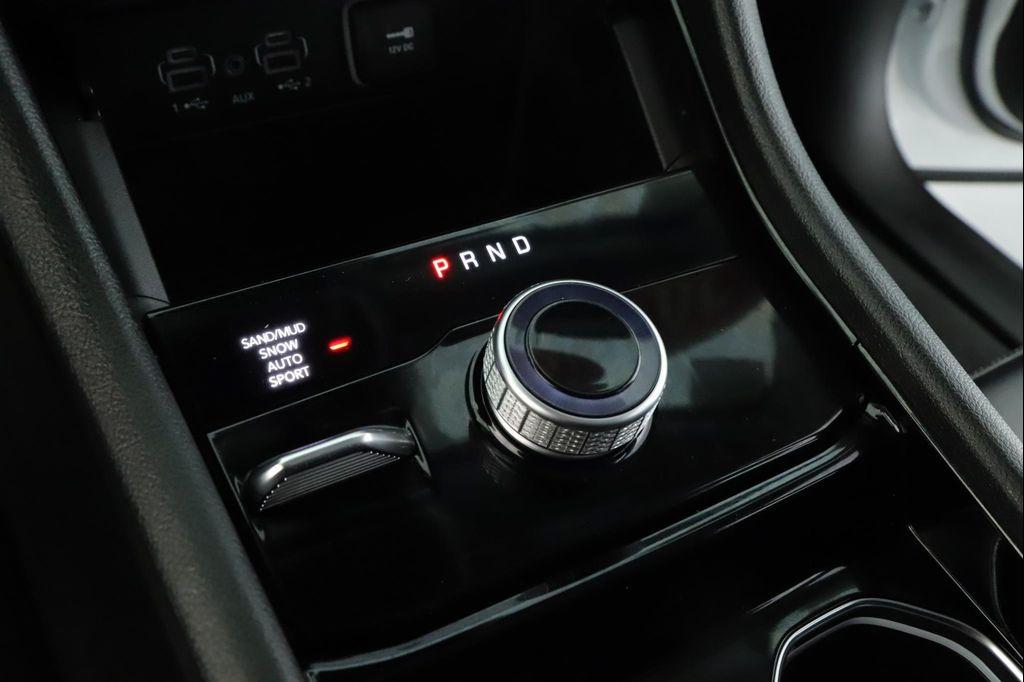 used 2023 Jeep Grand Cherokee car, priced at $33,900