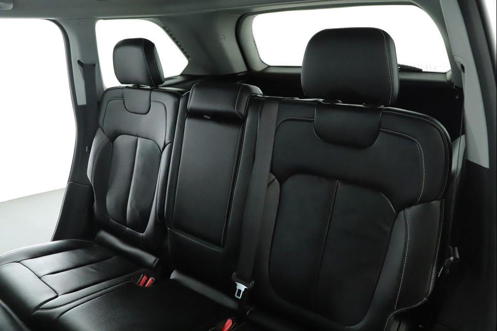 used 2023 Jeep Grand Cherokee car, priced at $33,900