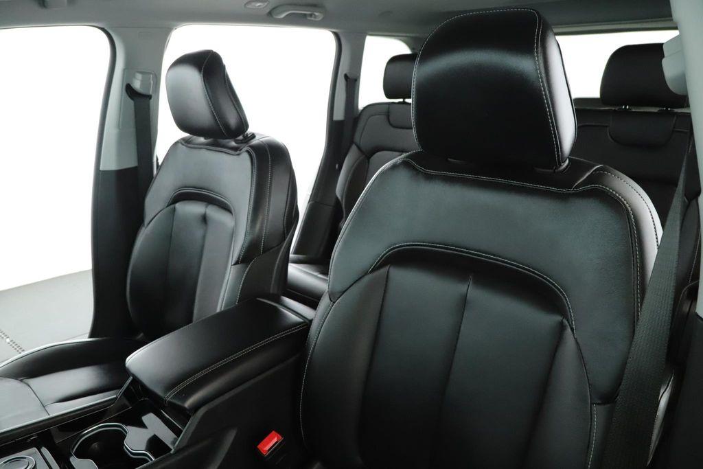 used 2023 Jeep Grand Cherokee car, priced at $33,900