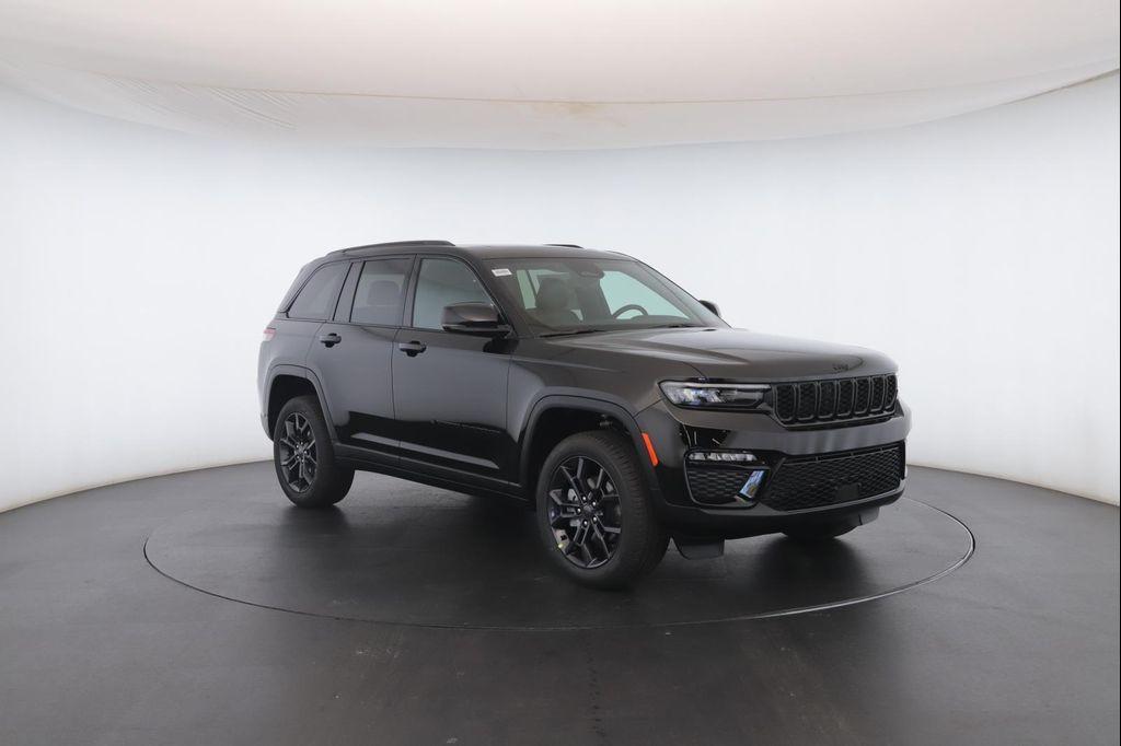 new 2025 Jeep Grand Cherokee car