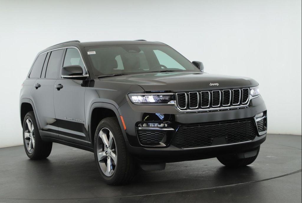 new 2025 Jeep Grand Cherokee car