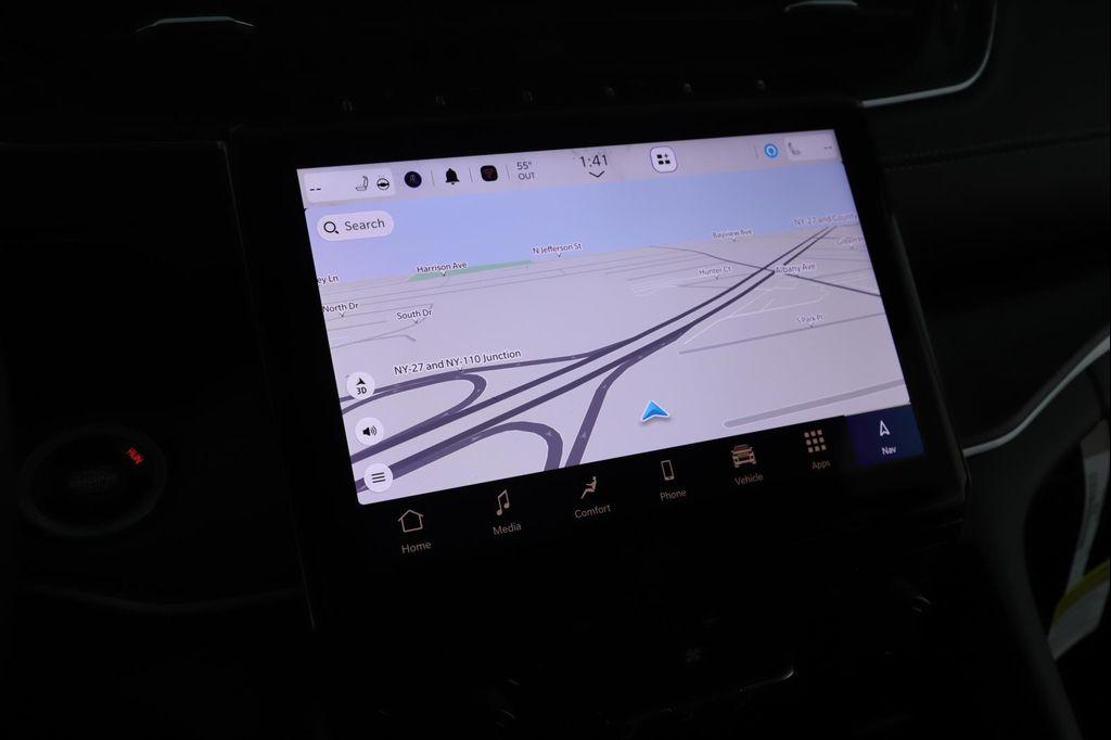 new 2025 Jeep Grand Cherokee car