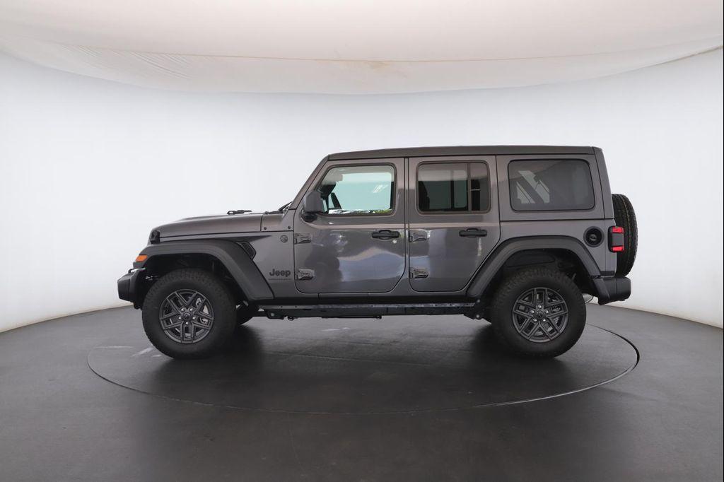 new 2025 Jeep Wrangler car