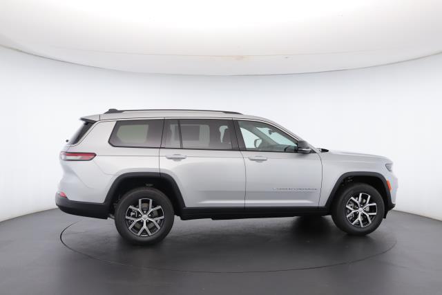 new 2024 Jeep Grand Cherokee L car, priced at $54,160