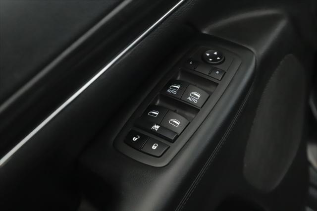 used 2022 Jeep Grand Cherokee car, priced at $32,900