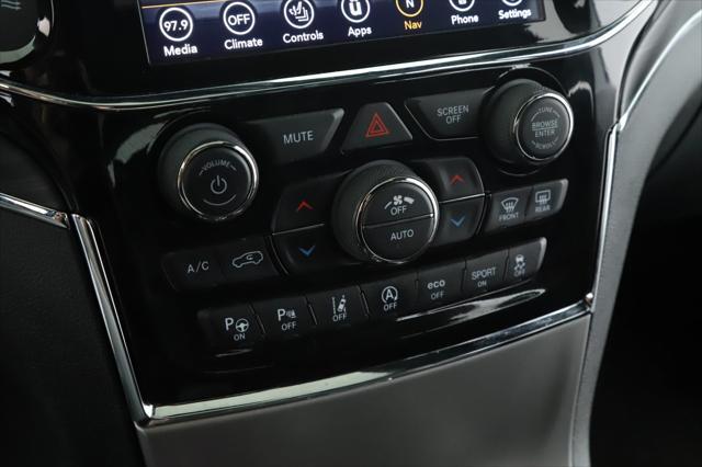 used 2022 Jeep Grand Cherokee car, priced at $32,900