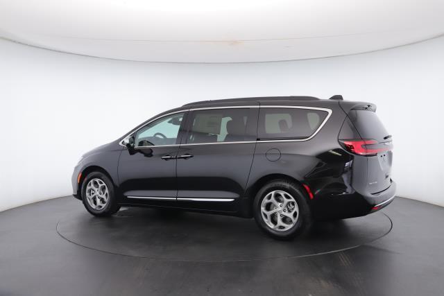 new 2023 Chrysler Pacifica car, priced at $48,095