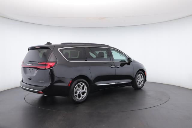 new 2023 Chrysler Pacifica car, priced at $48,095