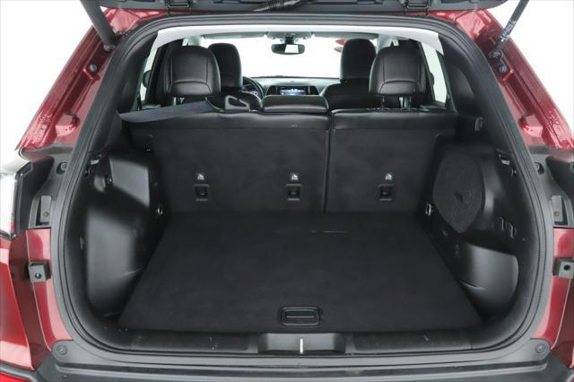 used 2019 Jeep Cherokee car, priced at $18,900