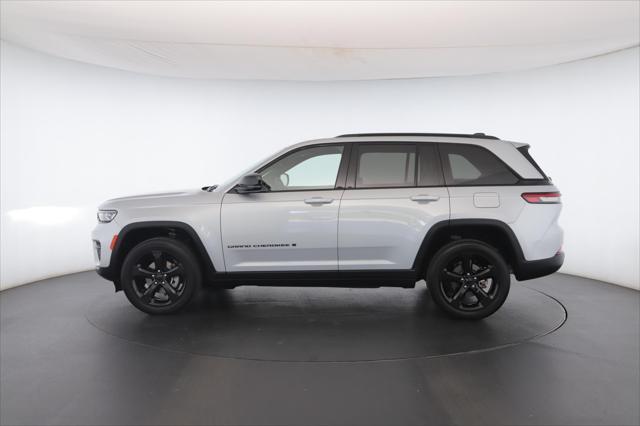 used 2023 Jeep Grand Cherokee car, priced at $37,500