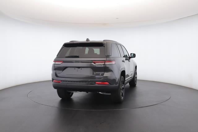 new 2025 Jeep Grand Cherokee car