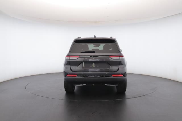 new 2025 Jeep Grand Cherokee car