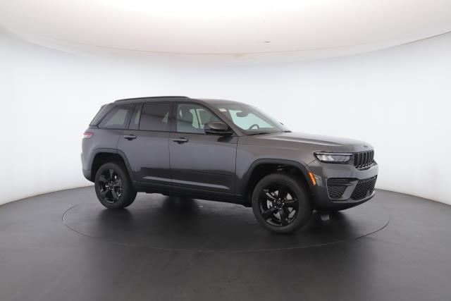 new 2025 Jeep Grand Cherokee car