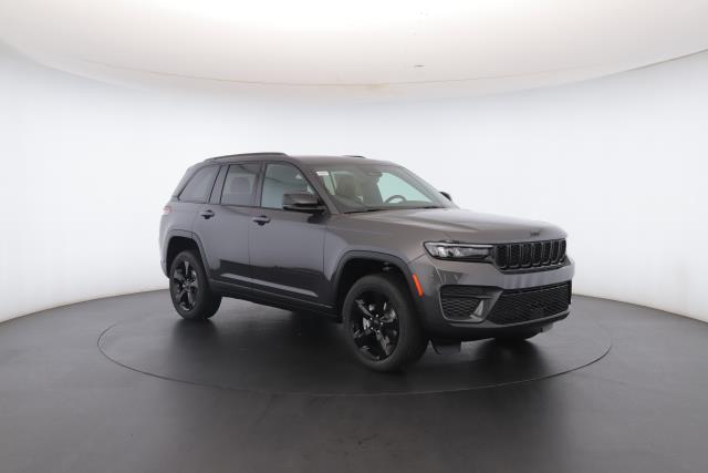 new 2025 Jeep Grand Cherokee car