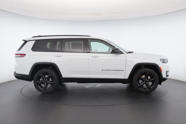 new 2024 Jeep Grand Cherokee L car, priced at $49,080