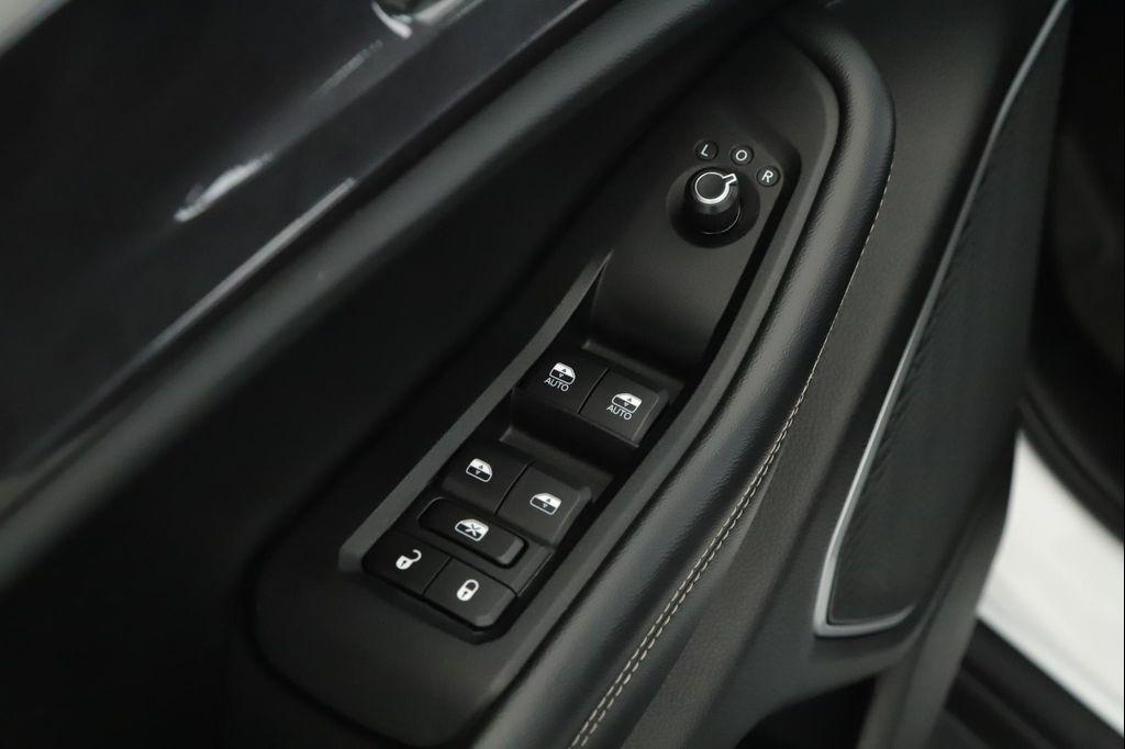 used 2022 Jeep Grand Cherokee L car, priced at $27,500