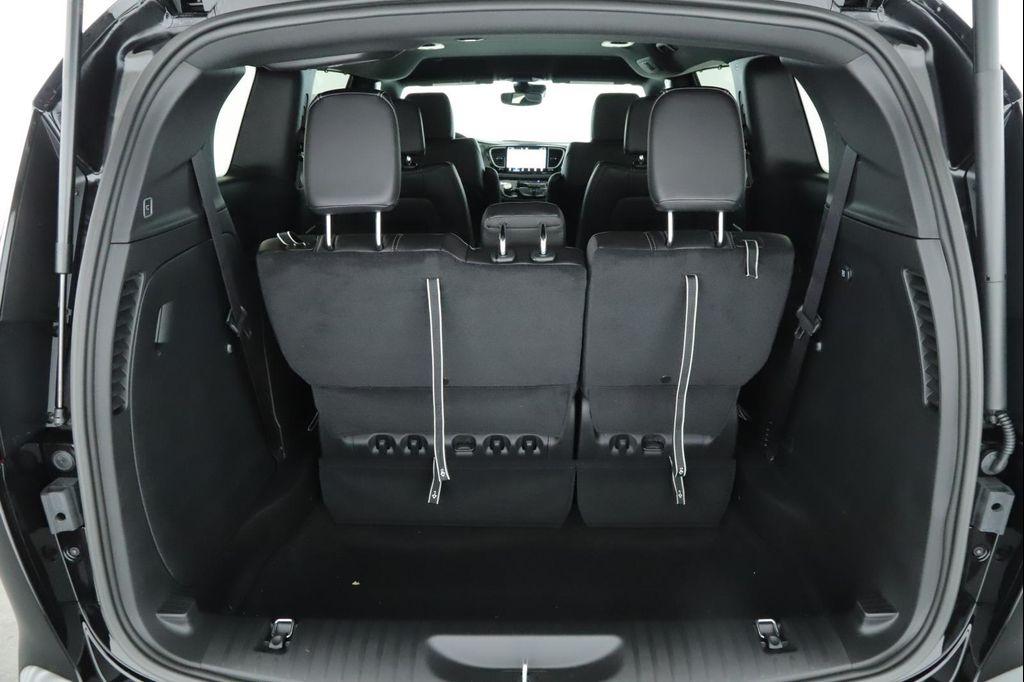 new 2026 Chrysler Pacifica car