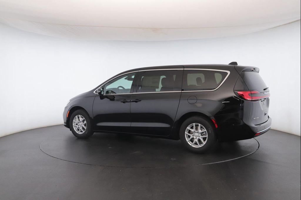 new 2026 Chrysler Pacifica car