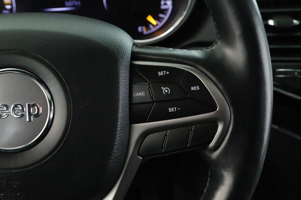 used 2020 Jeep Grand Cherokee car, priced at $25,900