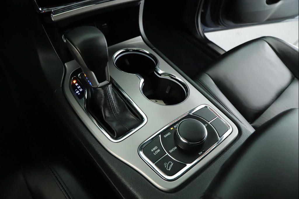 used 2020 Jeep Grand Cherokee car, priced at $25,900