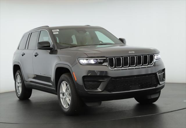 new 2024 Jeep Grand Cherokee car, priced at $42,175