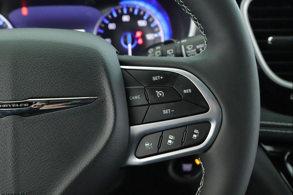 new 2026 Chrysler Pacifica car