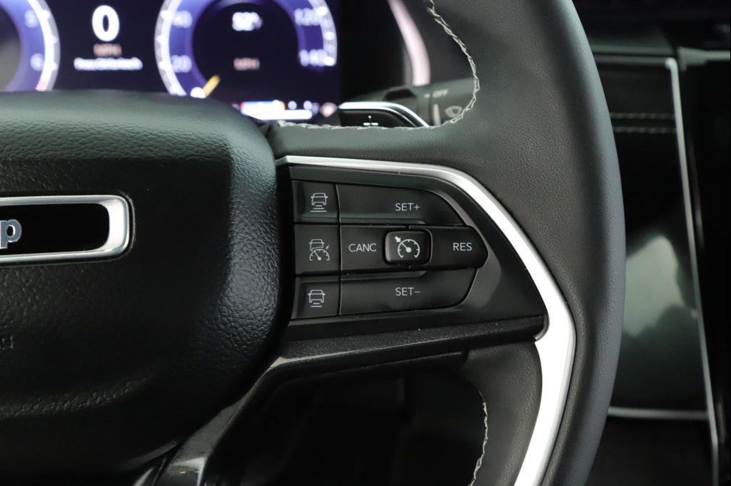 used 2023 Jeep Grand Cherokee car, priced at $34,900