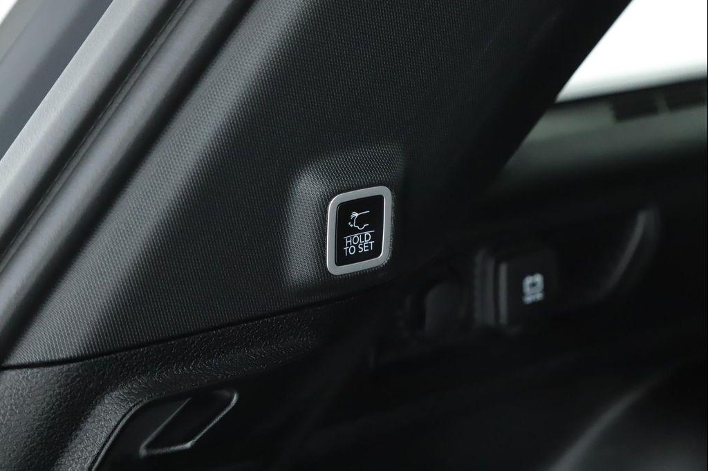 used 2023 Jeep Grand Cherokee car, priced at $34,900