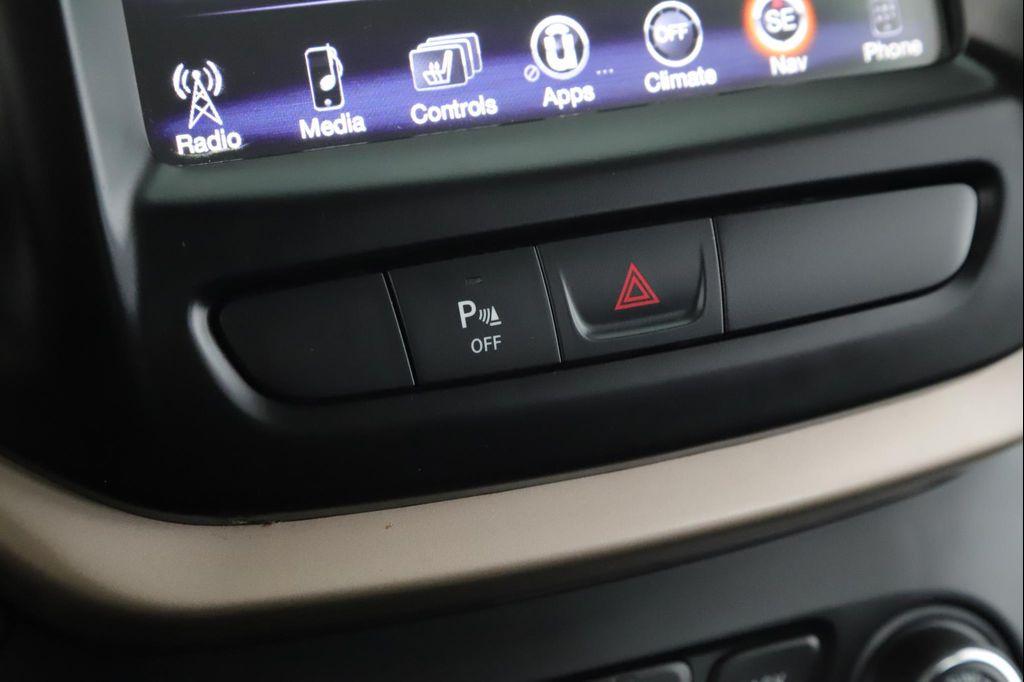 used 2018 Jeep Cherokee car