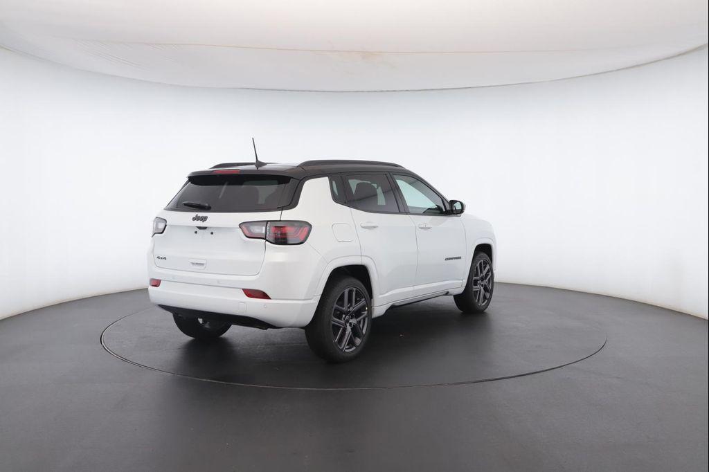 new 2025 Jeep Compass car