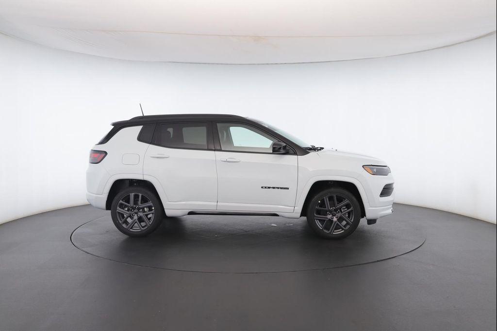 new 2025 Jeep Compass car