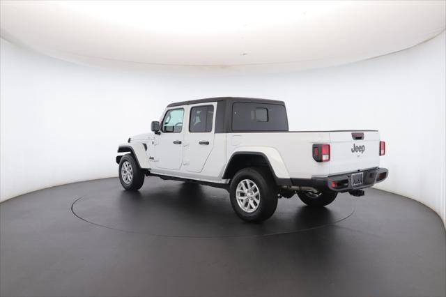 used 2023 Jeep Gladiator car, priced at $37,500