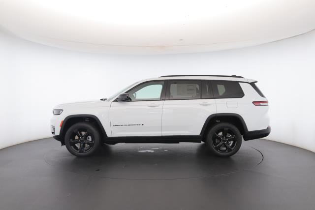 new 2024 Jeep Grand Cherokee L car, priced at $56,290