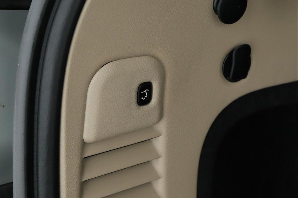 used 2019 Jeep Grand Cherokee car, priced at $21,900