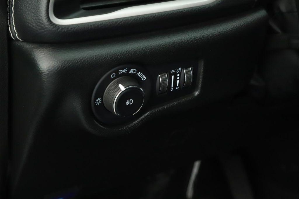 used 2022 Chrysler Pacifica Hybrid car, priced at $38,900