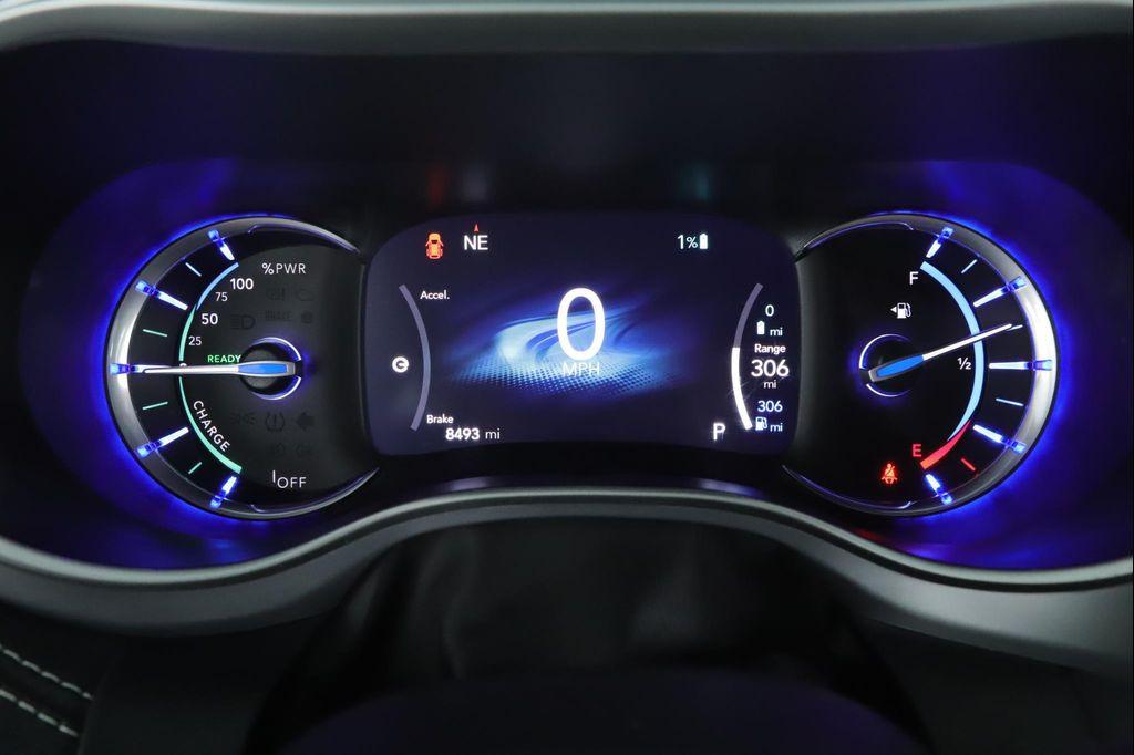 used 2022 Chrysler Pacifica Hybrid car, priced at $38,900