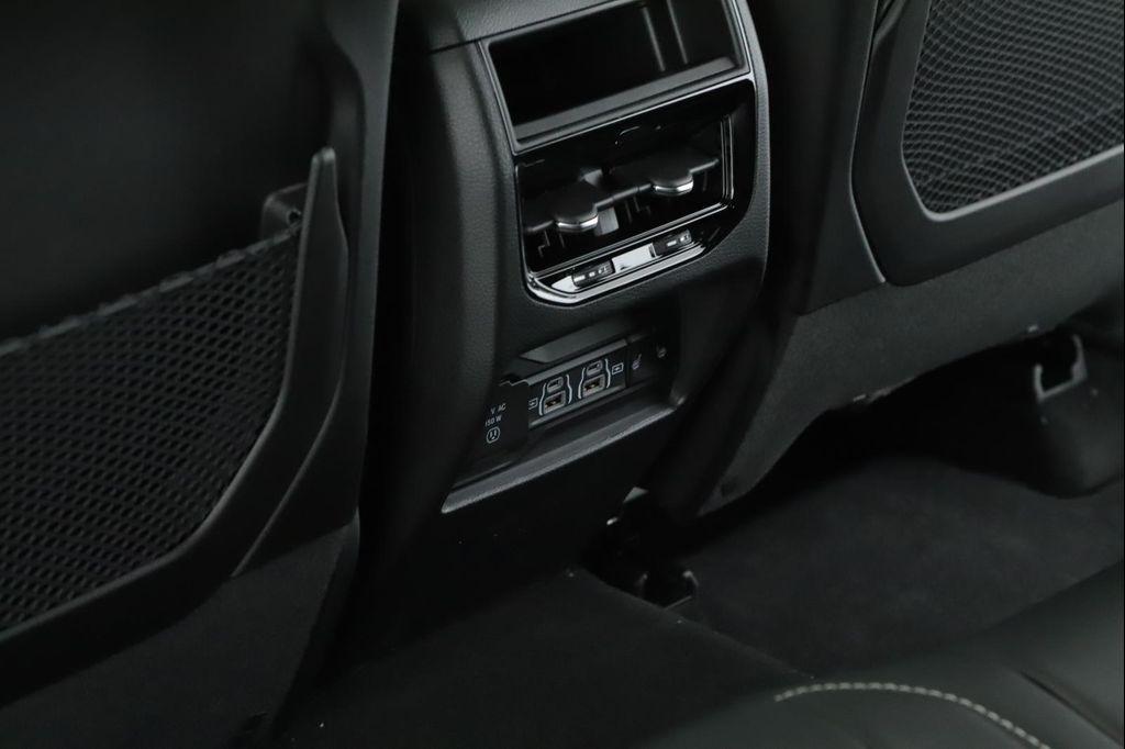 new 2025 Jeep Grand Cherokee car