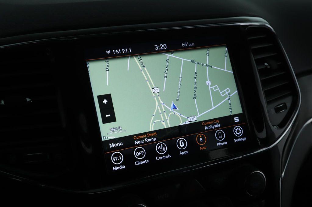 used 2022 Jeep Grand Cherokee car, priced at $29,900