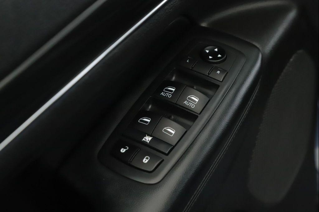 used 2021 Jeep Grand Cherokee car, priced at $25,900