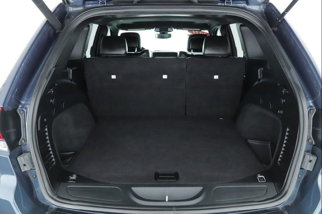 used 2021 Jeep Grand Cherokee car, priced at $25,900